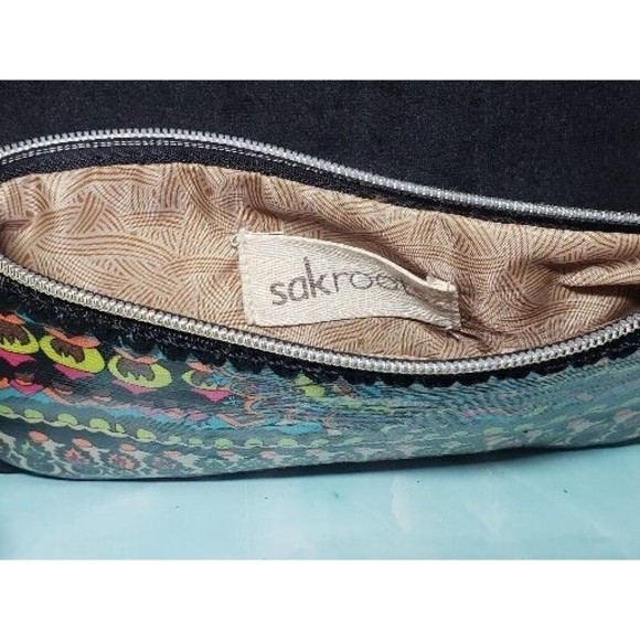 Sakroots Artist Circle Wristlet Clutch Neon One Word Peace Purse Bag GUC - Picture 5 of 7